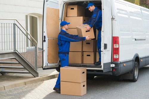 Delivery and removal support for homes and businesses in Shoreditch