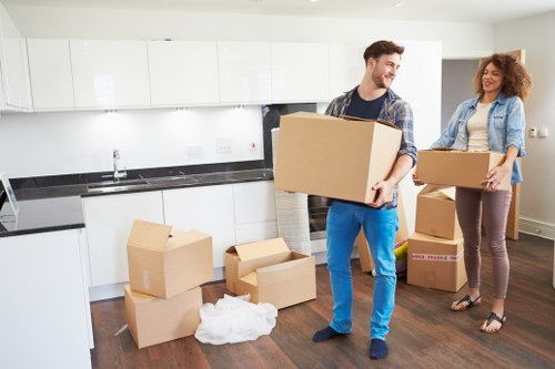 Free quote discussion for a local Shoreditch move