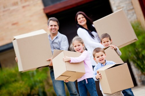 Shoreditch storage service with flexible space for moving and business needs